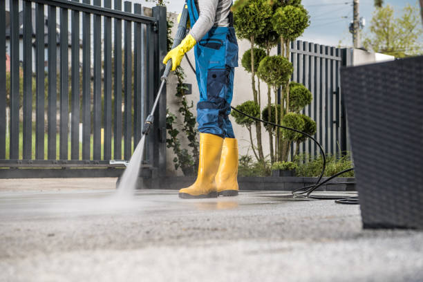 Best Oil Spill Cleanup  in Hialeah, FL